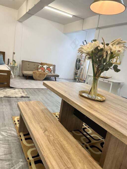 Roemah Lily Studio تاناه راتا المظهر الخارجي الصورة